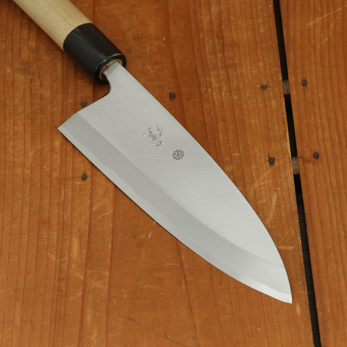 Sakai Kikumori Tomoshibi 180mm Deba Shirogami 2