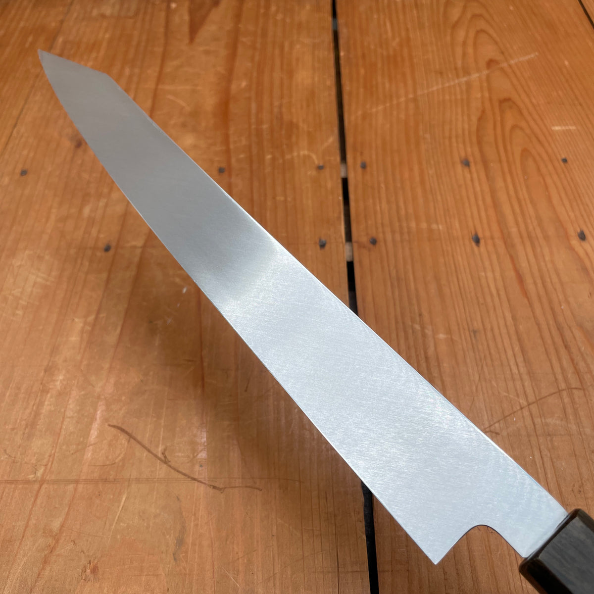 Sakai Kikumori Nakagawa V10 270mm Kiritsuke Yanagi VG10 Damascus Oak Handle with Saya