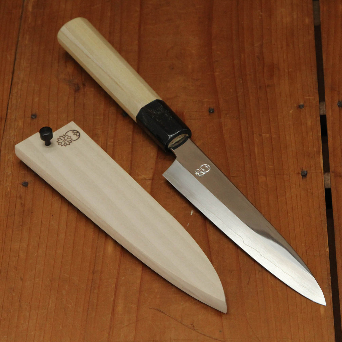 Sakai Kikumori Choyo 150mm Petty Ginsanko with Saya