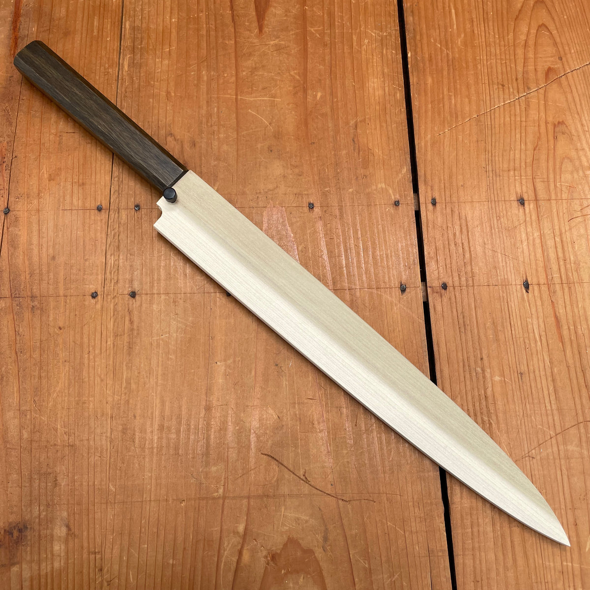 Sakai Kikumori Nakagawa V10 270mm Yanagi VG10 Damascus Oak Handle with Saya