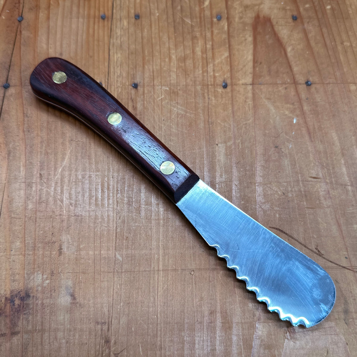 New Vintage Sprechercut 3.75" Serrated Spreader Stainless Steel Rosewood Thiers