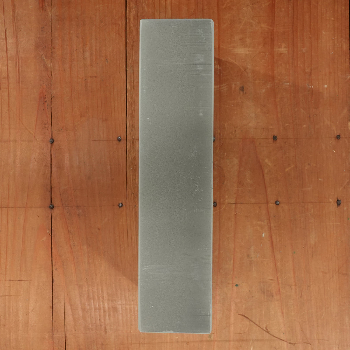 Jinzou Aoto (Man-Made) #2000-4000 Medium-Fine Whetstone w/ Natural Grit