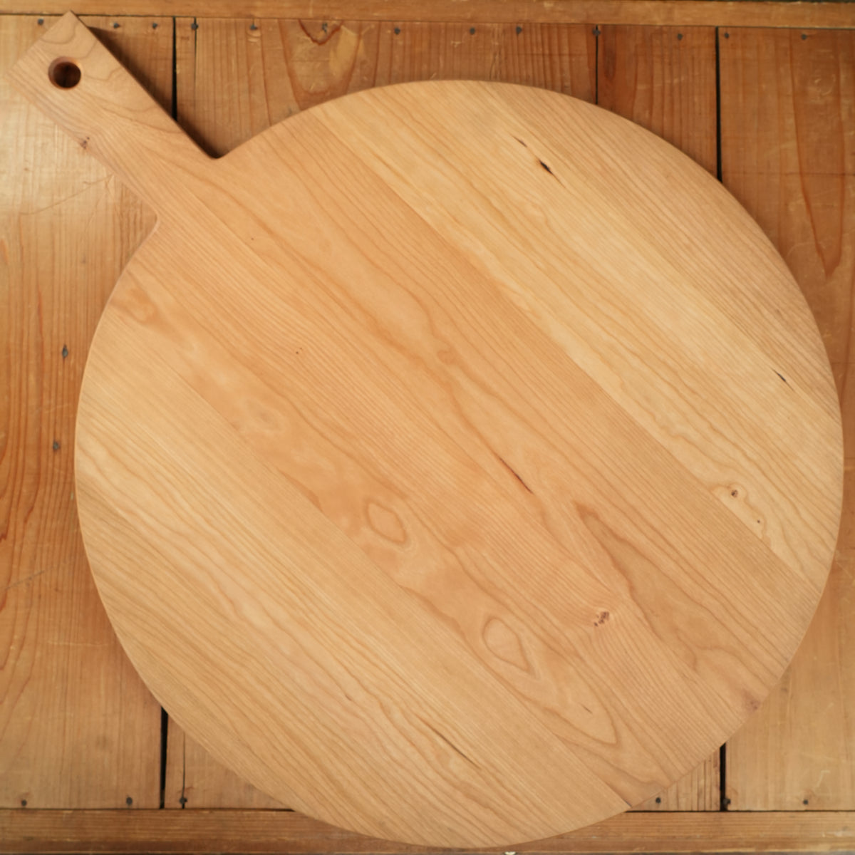 Lancaster Cast Iron Black Cherry Round Serving Board with Handle