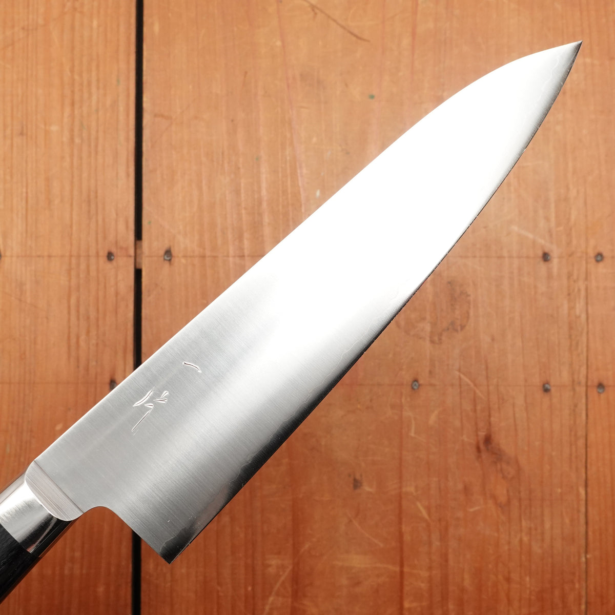 Hitohira T10 180mm Gyuto Migaki Pakka Handle