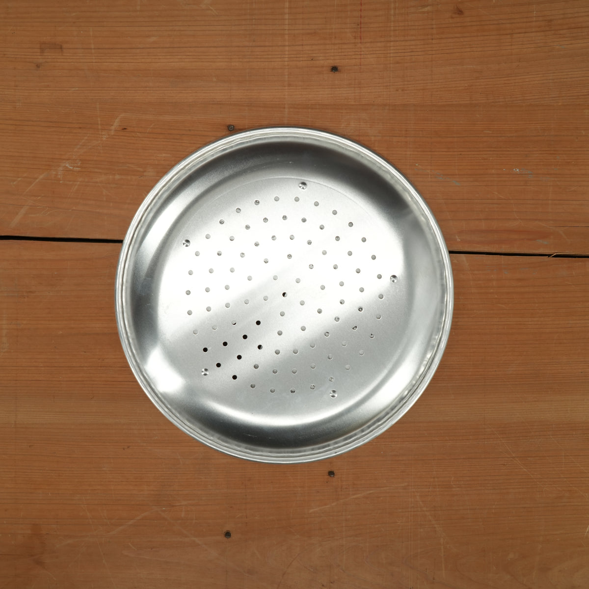 Nordic Ware Naturals Aluminum 9" Hot Air Pizza Crisper
