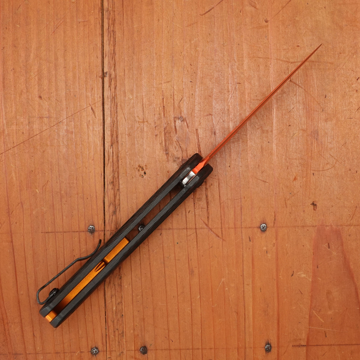 Benchmade 15533OR-01 Mini Taggedout Clip Point MagnaCut AXIS Lock Carbon Fiber Handle