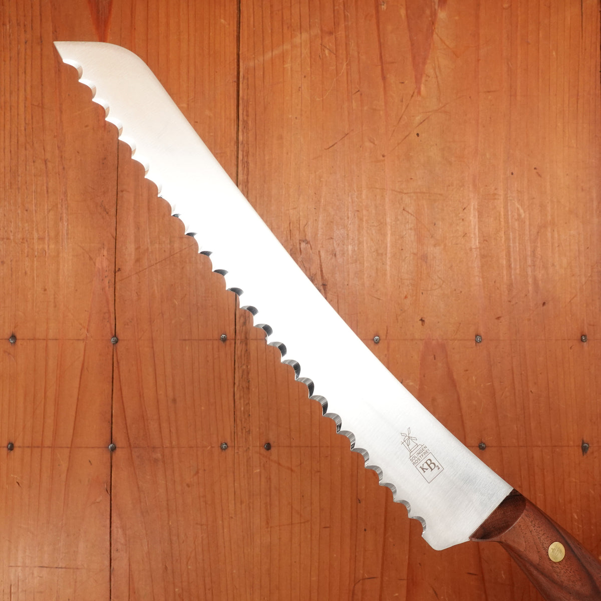 Windmühlenmesser KB2 8.75" Bread Knife Stainless Walnut Handle