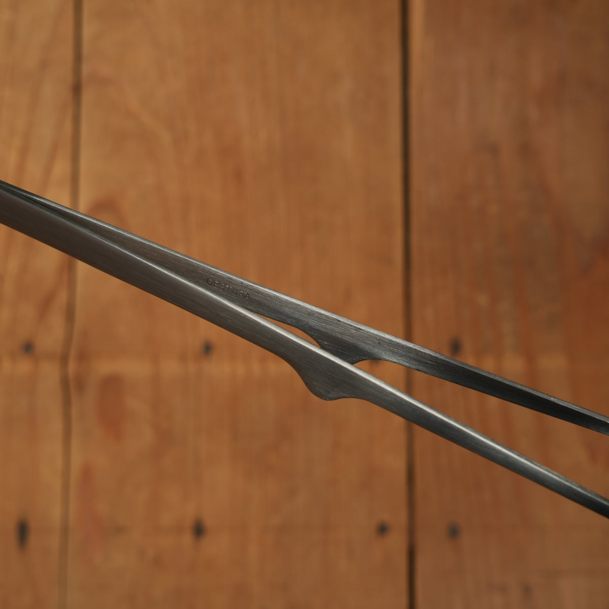 Gestura 8" Petite Stando Tweezer Stainless Steel
