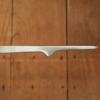 Gestura 8" Petite Stando Tweezer Stainless Steel