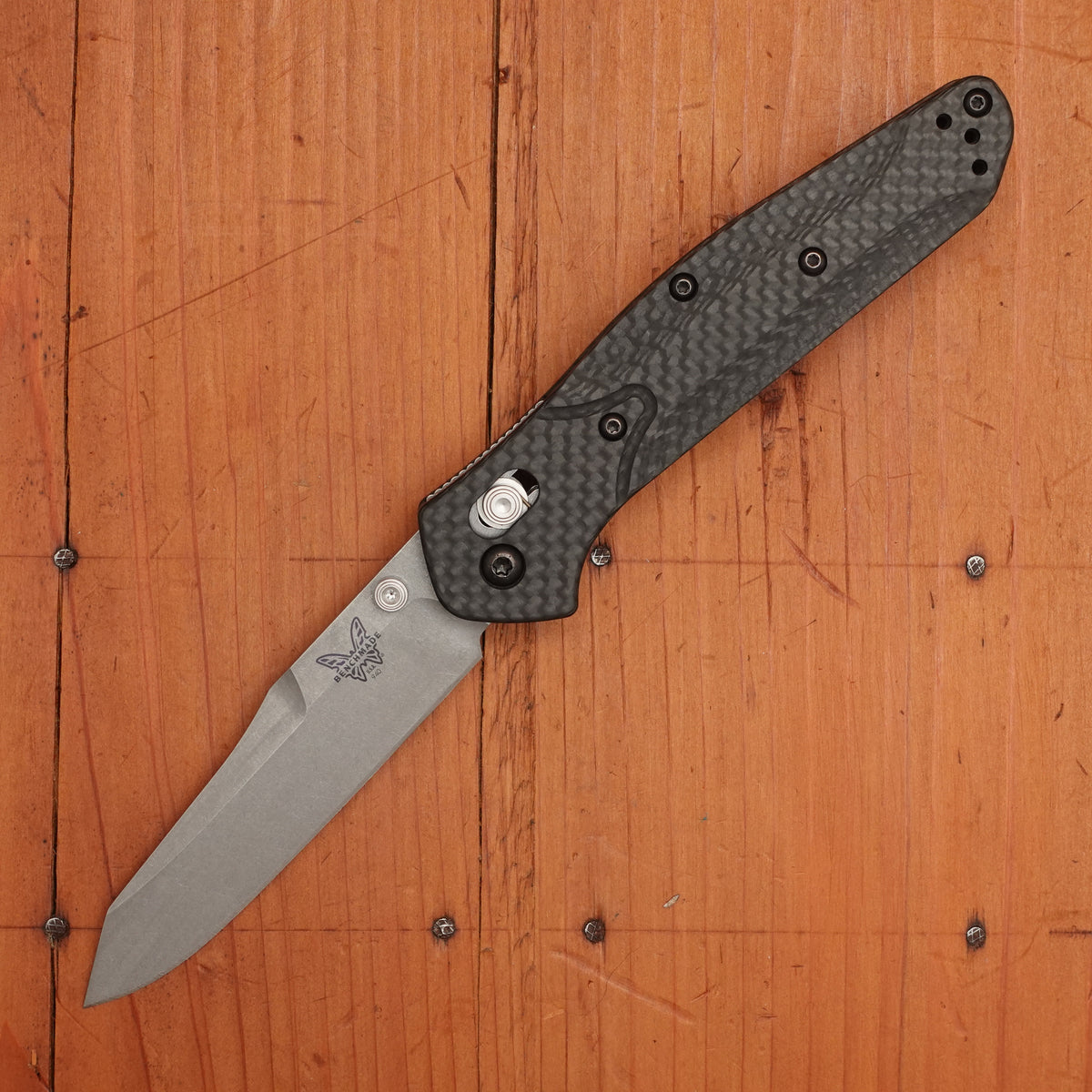 Benchmade 940-1 Osborne Reverse Tanto CPM-S90V AXIS Lock Carbon Fiber Handle