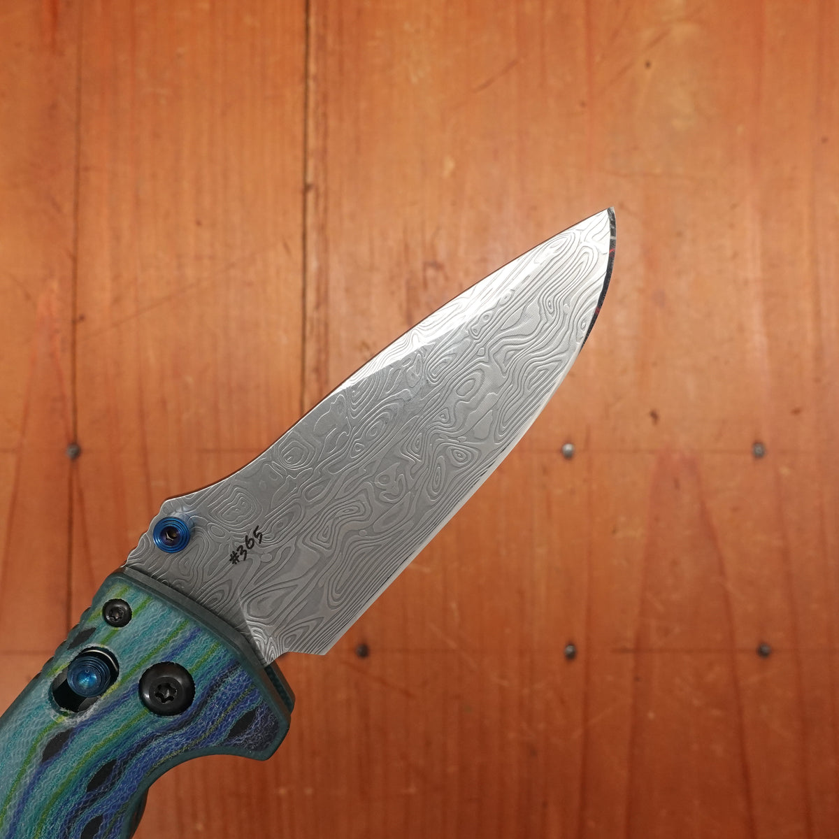 Benchmade Limited Edition 18065-2501 Mini Adira Drop Point Damasteel AXIS Lock Thermocline G-Carta Handle #365