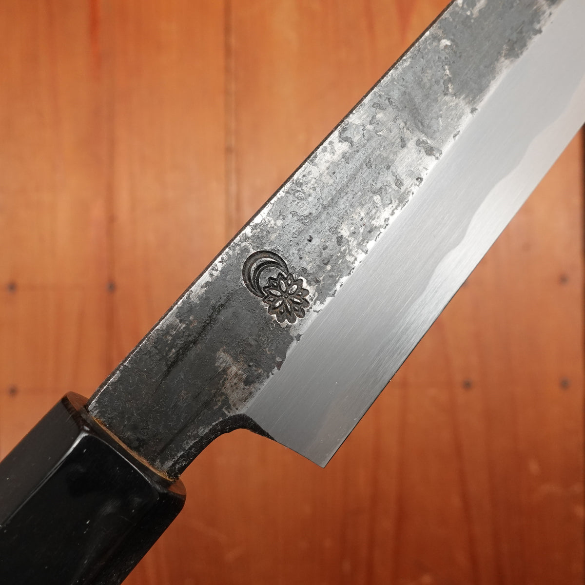Sakai Kikumori Kikuzuki Kuro 240mm Yanagi Shirogami 2 with Saya