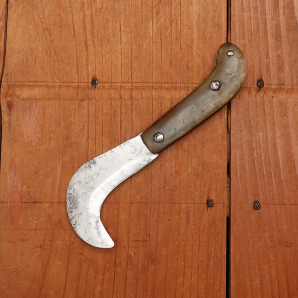 New Old Stock 2 1/2" Serpette Pruning Jack Carbon Steel & Horn Maniago Italy 1950s-70s