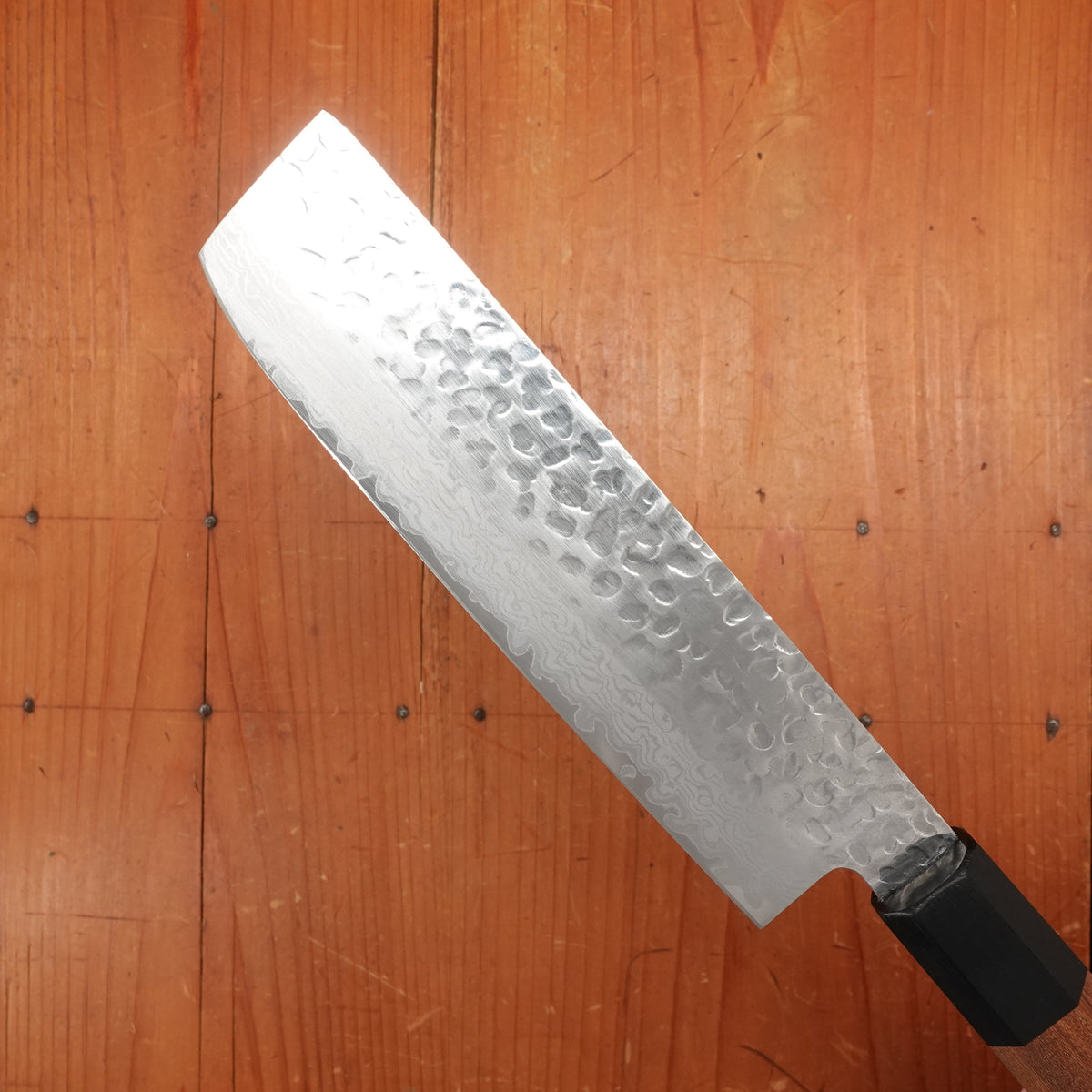 Trade In Yoshihiro VG-10 46 Layers Hammered Damascus Nakiri