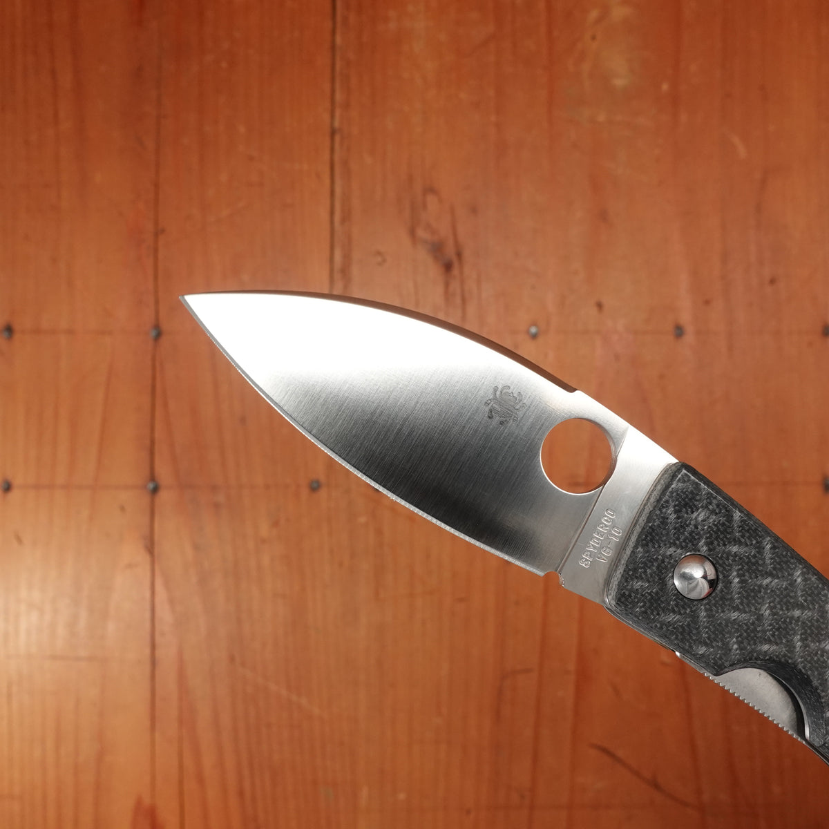 Spyderco Lum Chinese Nishijin Carbon Fiber