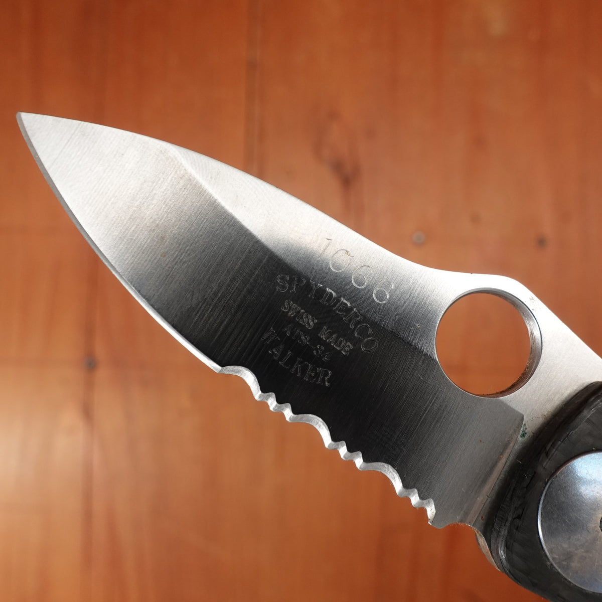 Spyderco C22 Michael Walker 1066/1165 2nd Production