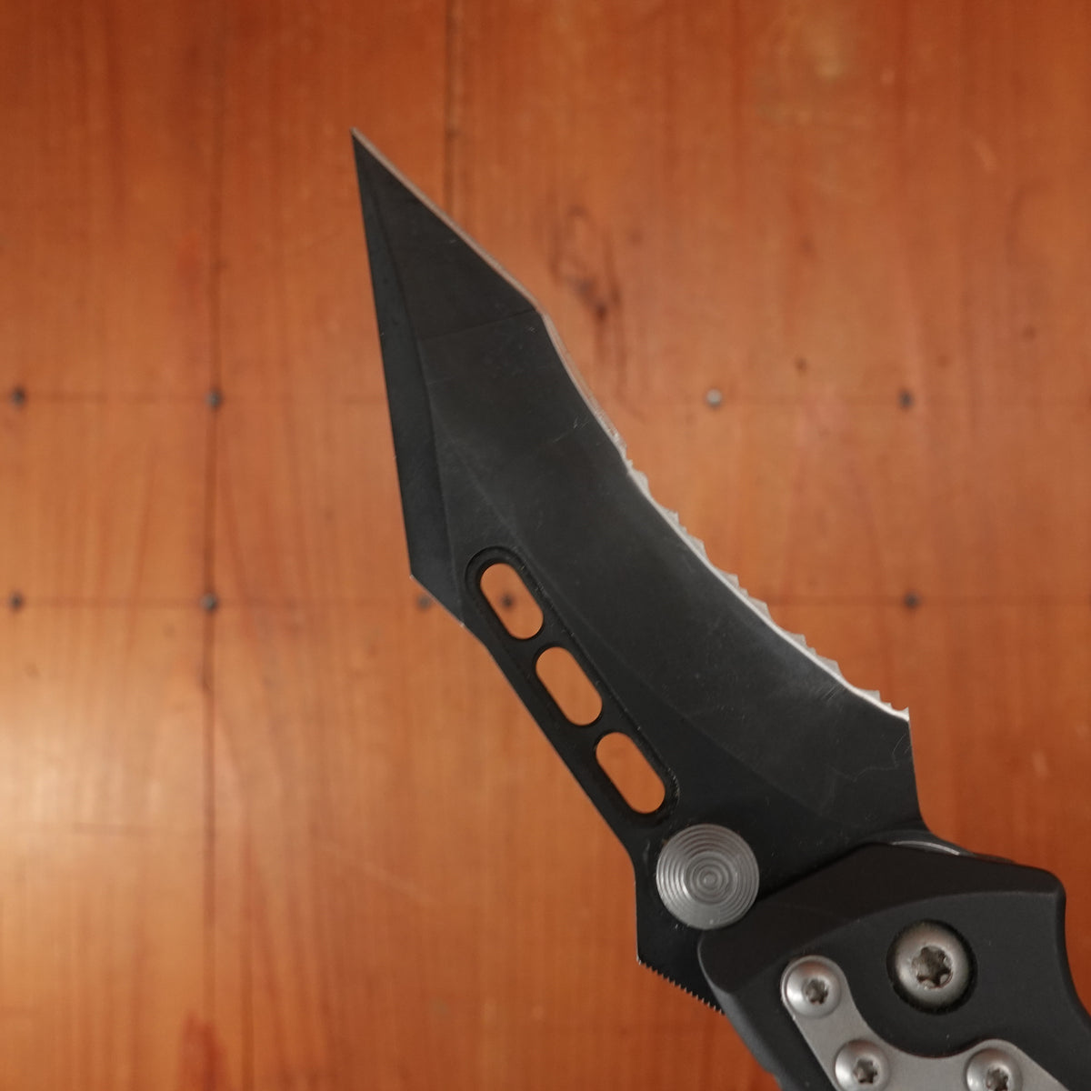 Microtech Vector-M