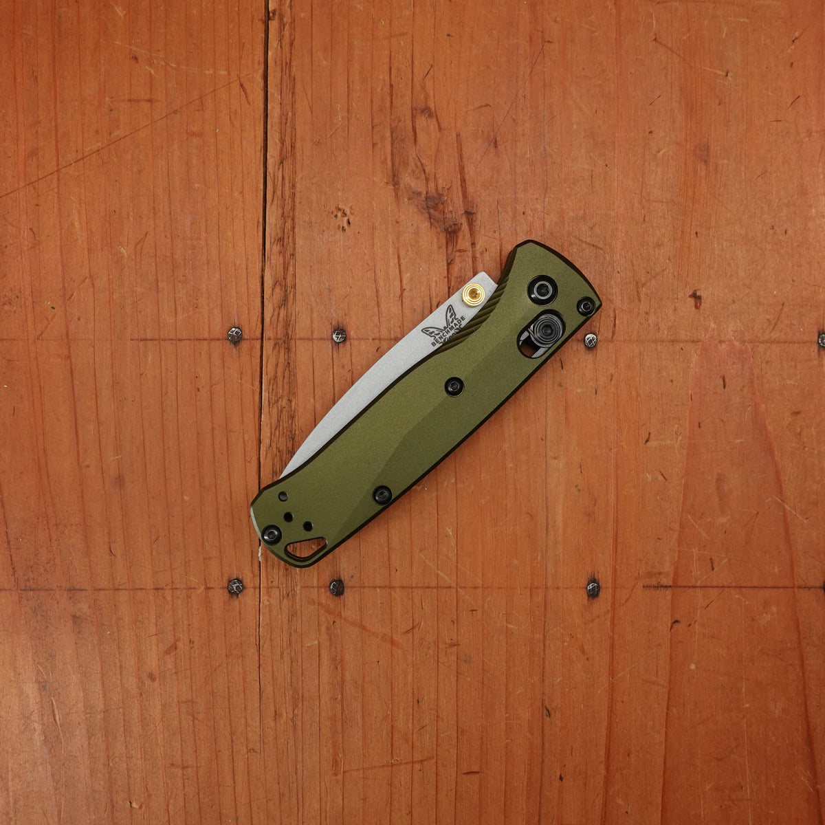 Benchmade 533SL-10 Mini Bugout Drop Point CPM-S90V AXIS Lock Woodland Green Aluminum Handle
