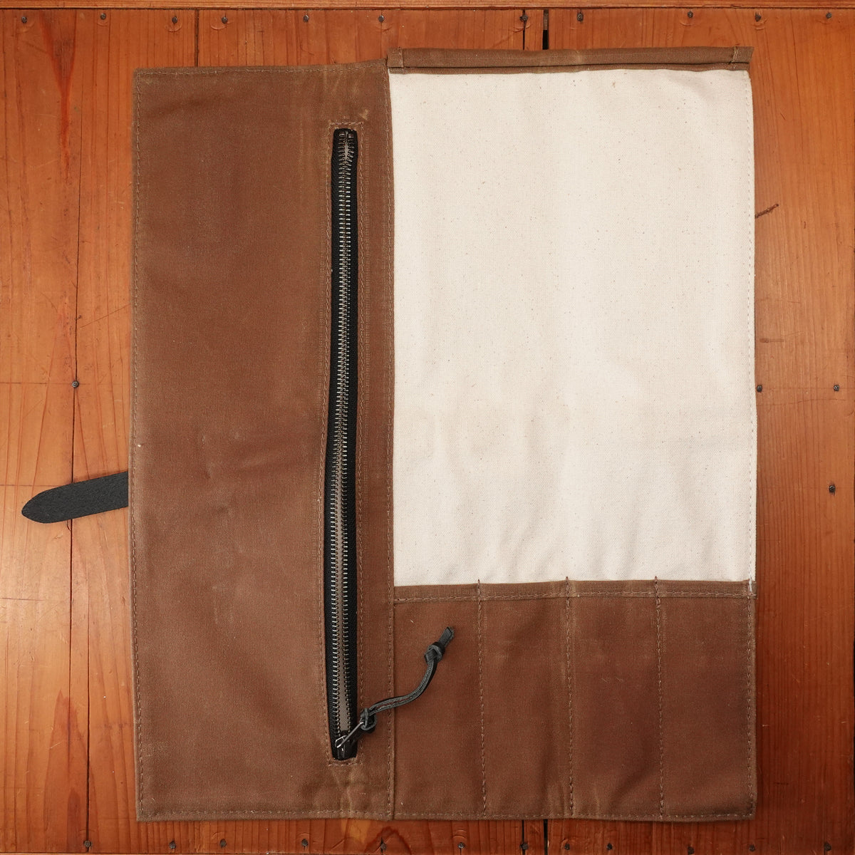 Hardmill Waxed Canvas Compact Knife Roll