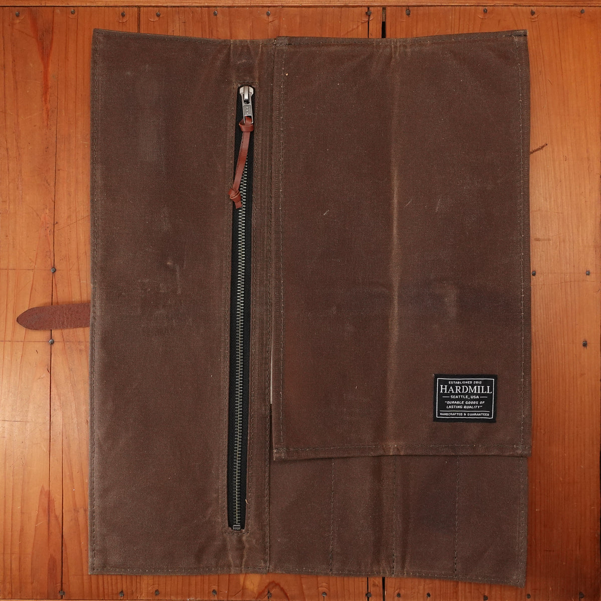 Hardmill Waxed Canvas Compact Knife Roll