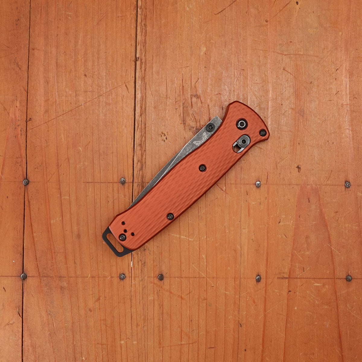 Benchmade 537BK-07 Bailout Reverse Tanto CPM-Magnacut AXIS Lock Burnt Copper Aluminum Handle