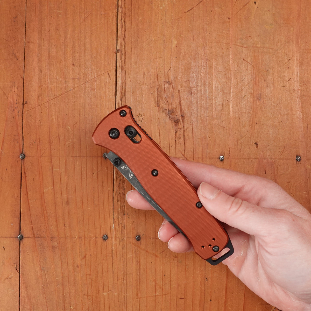 Benchmade 537BK-07 Bailout Reverse Tanto CPM-Magnacut AXIS Lock Burnt Copper Aluminum Handle