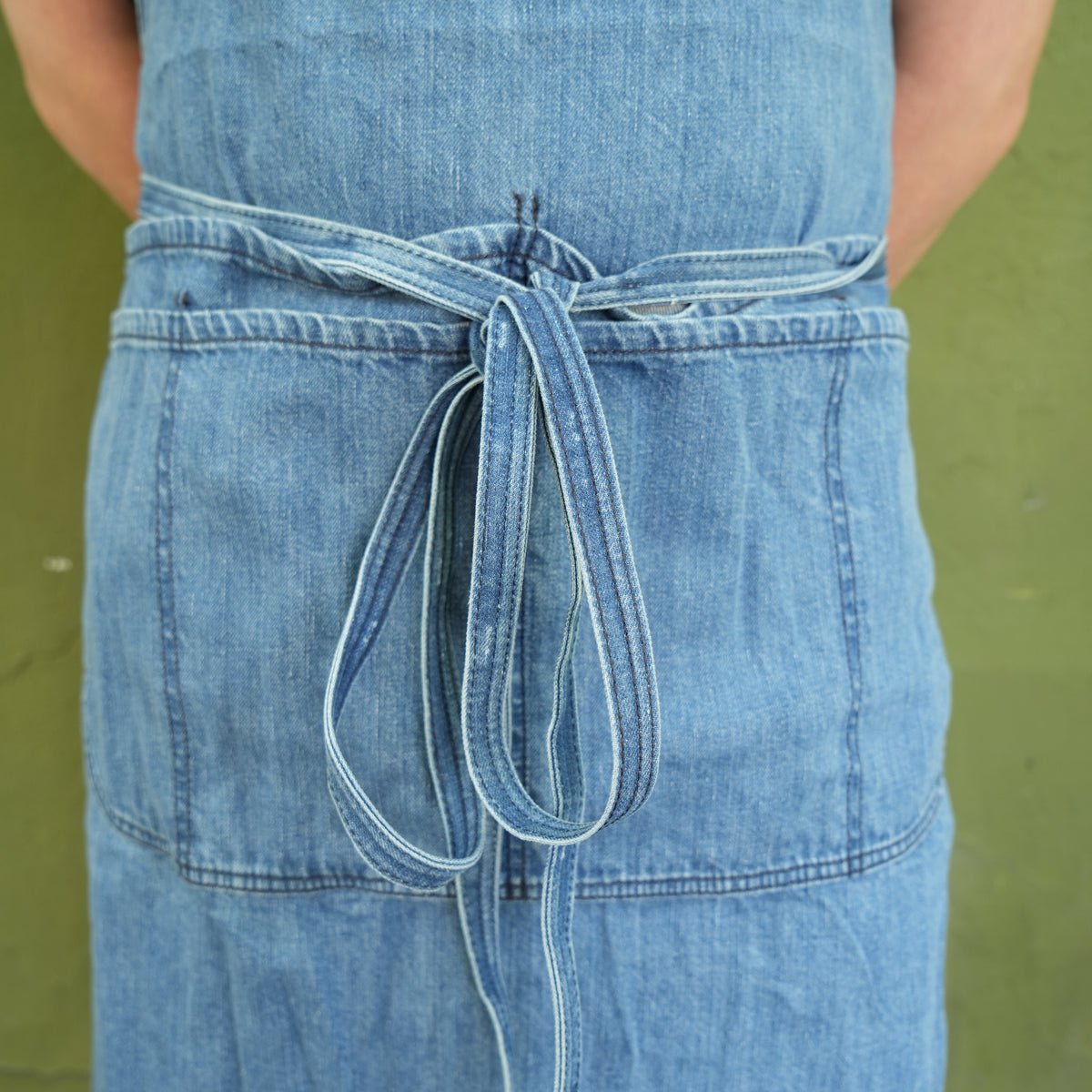 Ubi-IND Denim / Mi Cocina Classic Crossback Apron Light Vintage