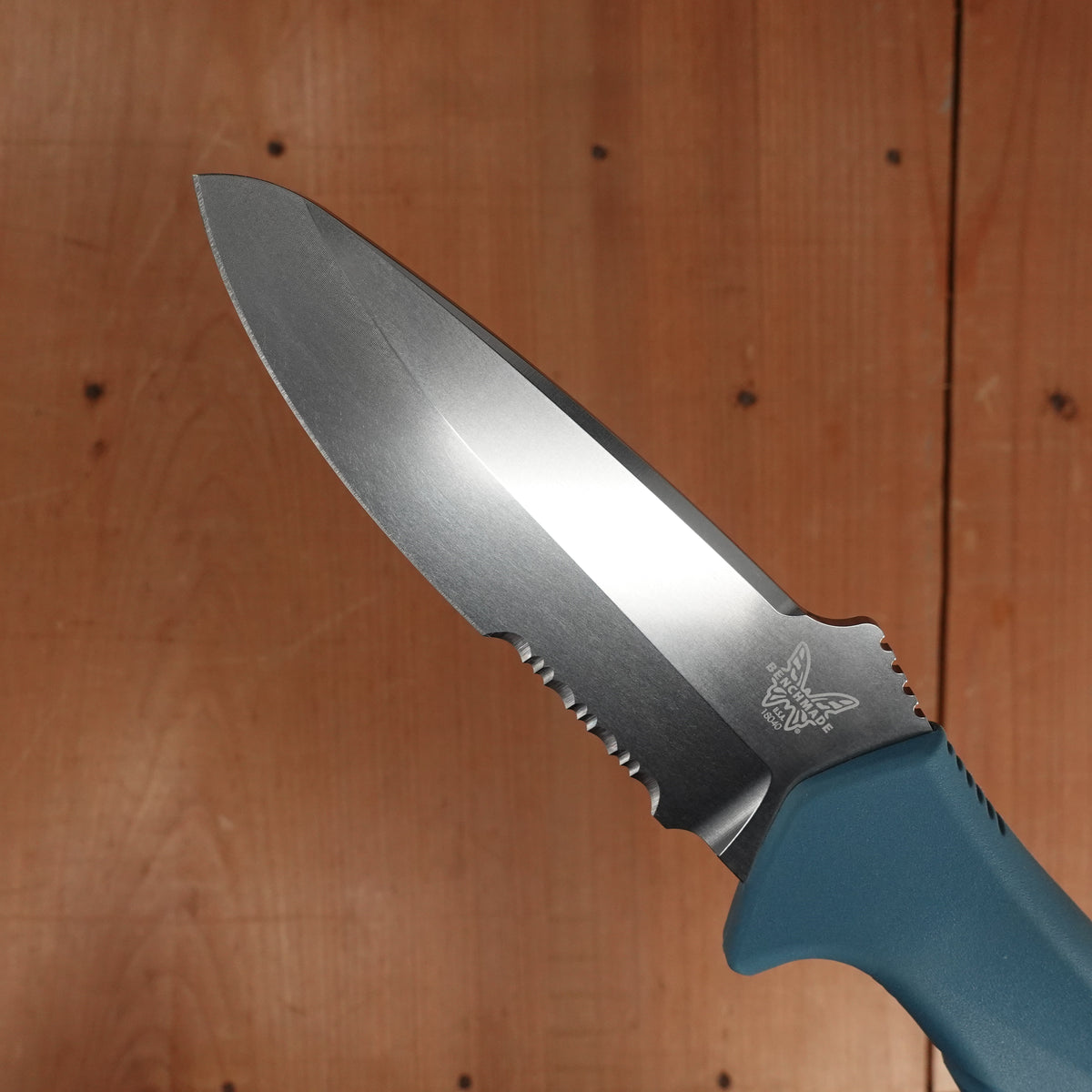 Benchmade 18040S Undercurrent 4.3" Sheepsfoot CPM-Magnacut Fixed Blade Depth Blue Santoprene Handle with Sheath