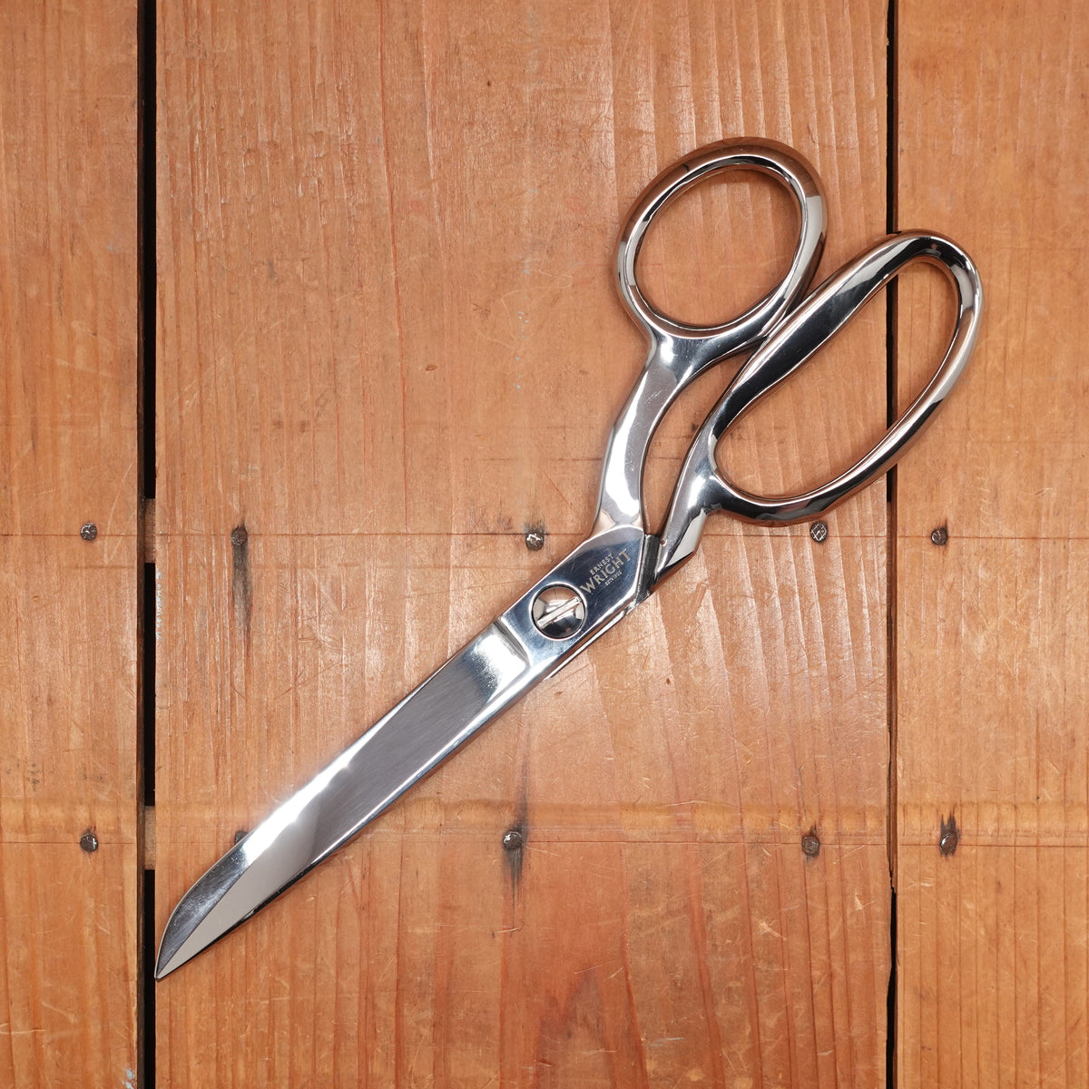 Ernest Wright 8.25" Dressmaker Shears - Carbon Steel