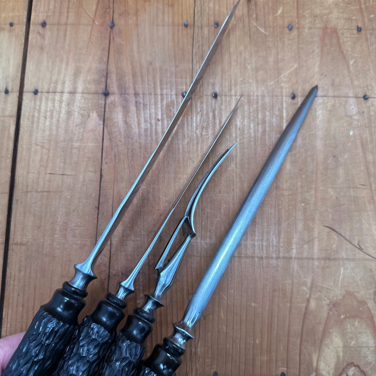 Vintage A J Jordan AAA1 Carving Set Curved Blade Carved Horn Tip Handles Sheffield, England 1880-1920s - 4 Pieces