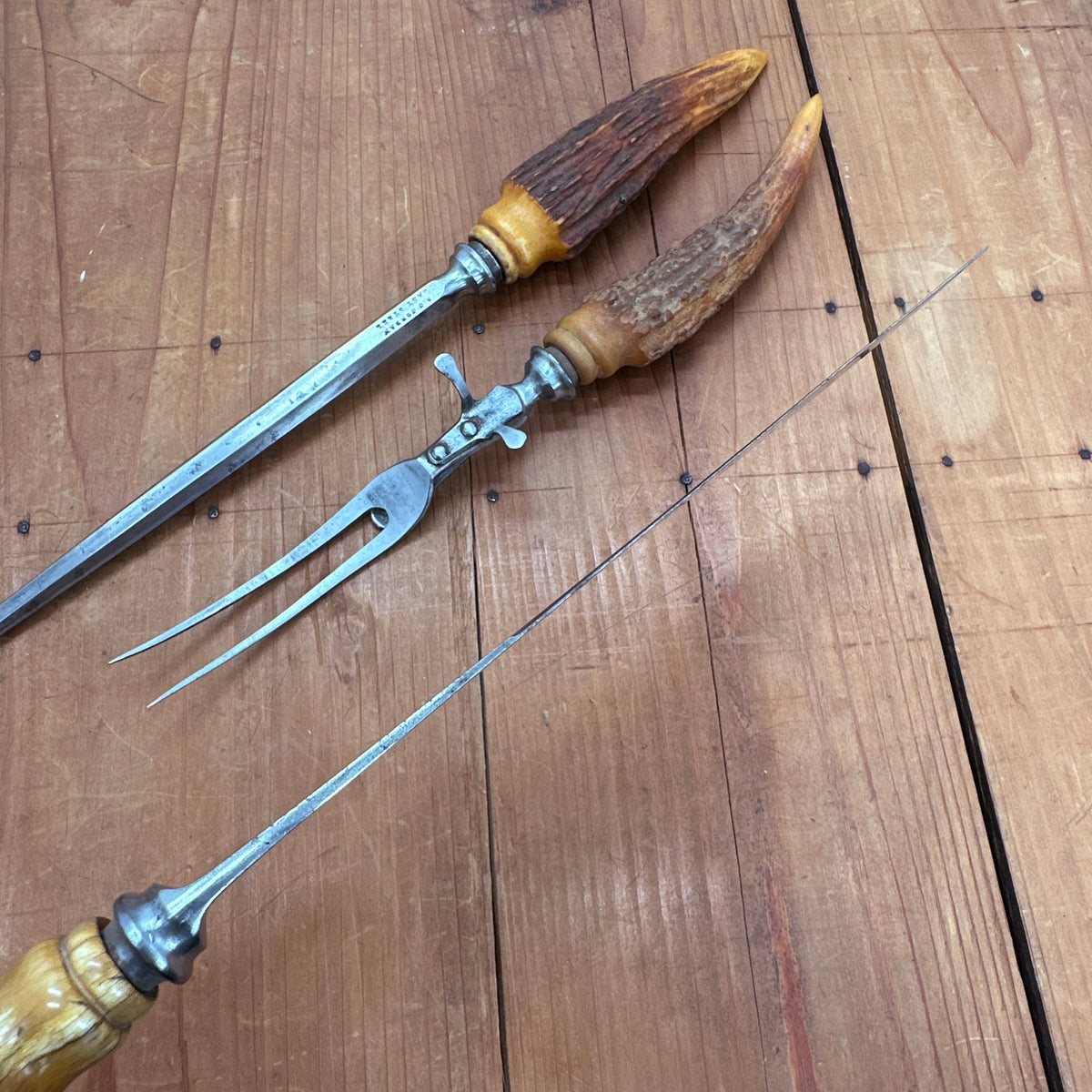 Vintage A J Jordan AAA1 Carving Set Curved Blade Horn Tip Handles Sheffield, England 1880-1920s - 3 Pieces