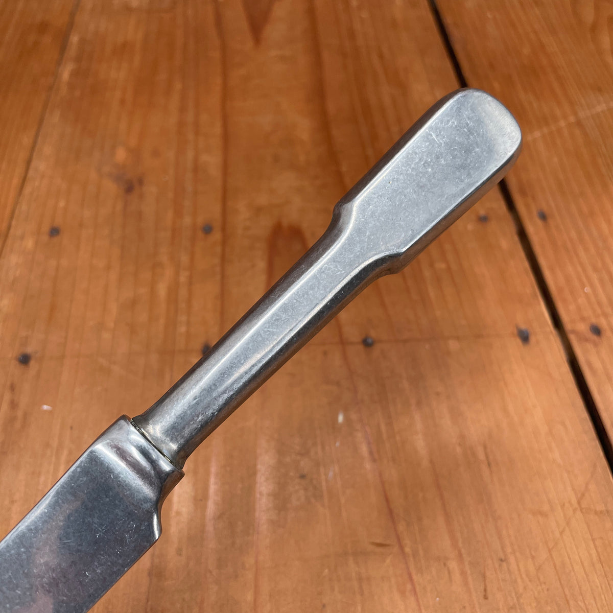 Old English Fiddle Table Knife Stainless Yorkshire Rose Tumbled Finish