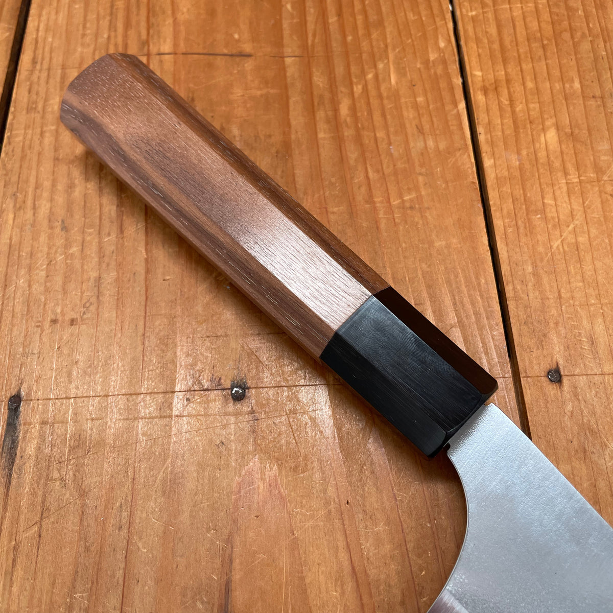 Yu Kurosaki 240mm Gyuto VG XEOS Gekko Walnut Handle