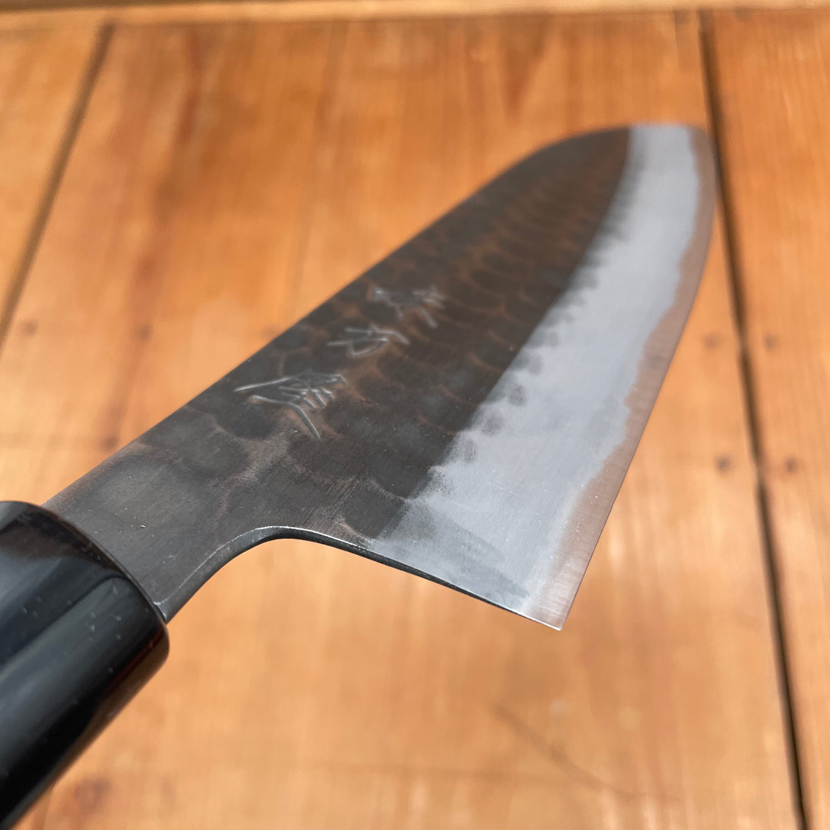 Hitohira Hinode 180mm Santoku Shirogami 2 Tsuchime Ho Wood (D-Shape)