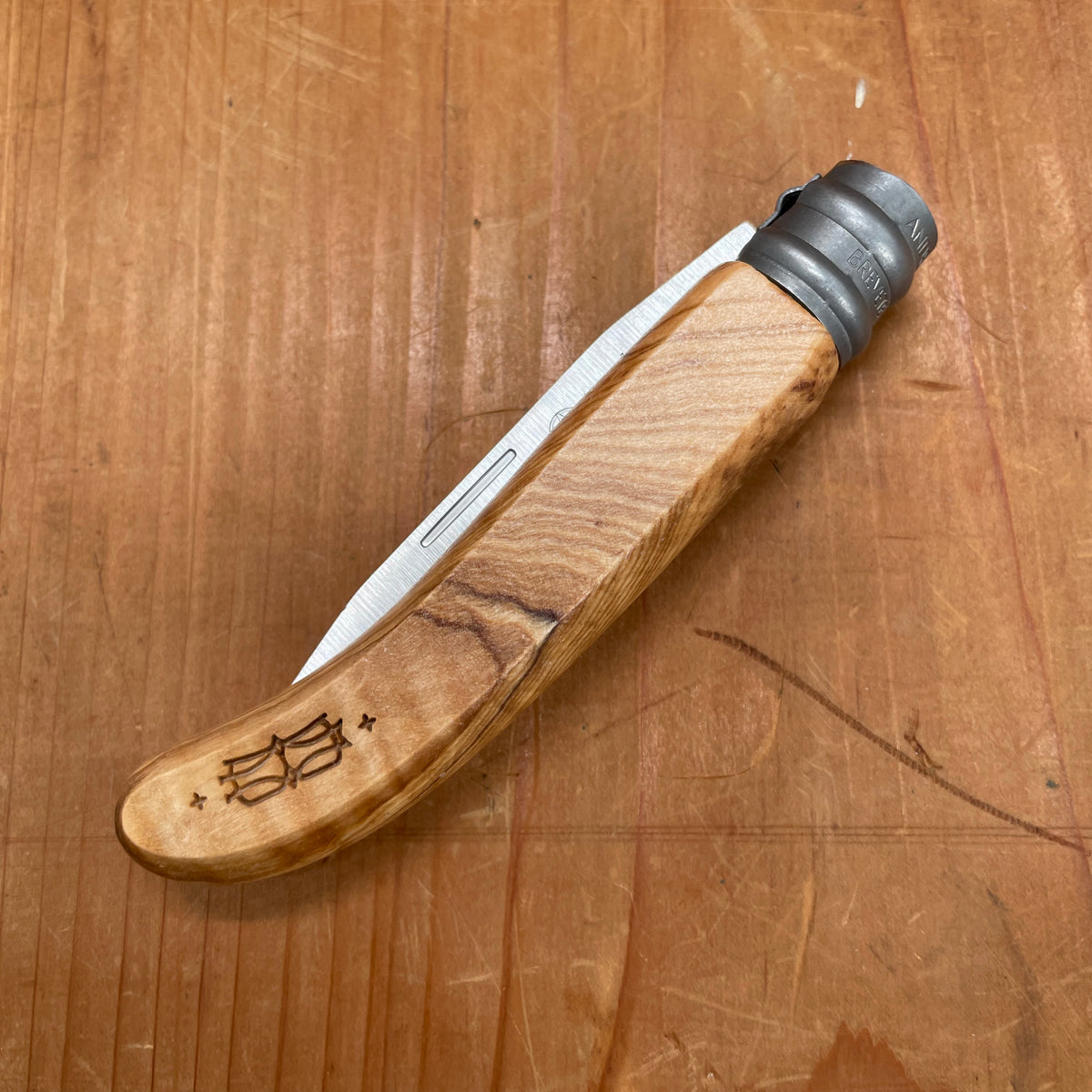 André Verdier L'Alpage 8.5cm Stainless Steel Folding Knife Olive Handle