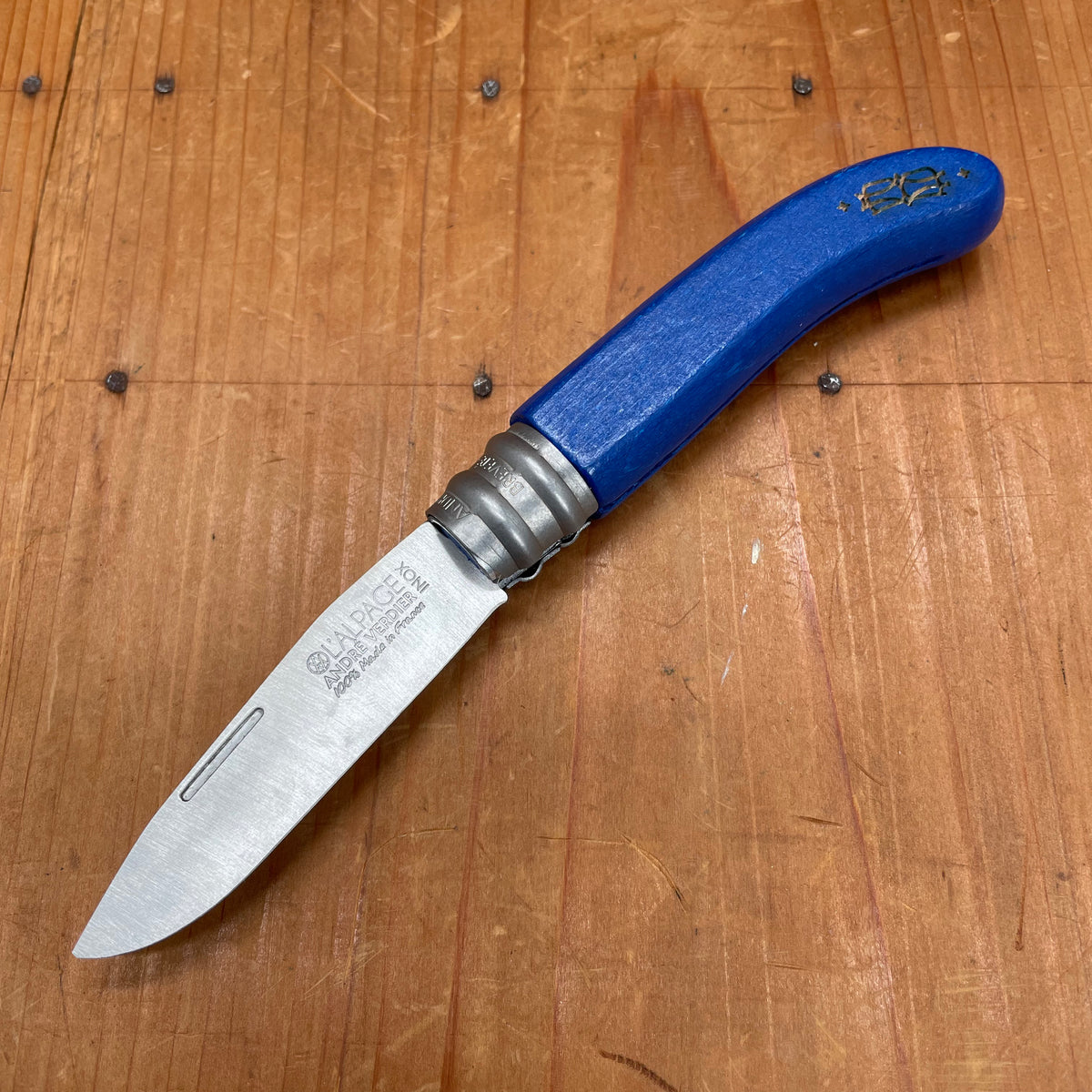 André Verdier L'Alpage 7.5cm Stainless Steel Folding Knife Varnished Blue Beech Handle