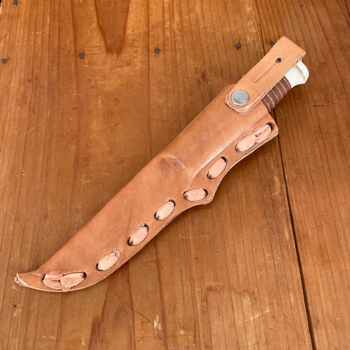 S. & S. Helle Holmedal Norway New Old Stock 100mm Knife - Laminated Carbon Steel