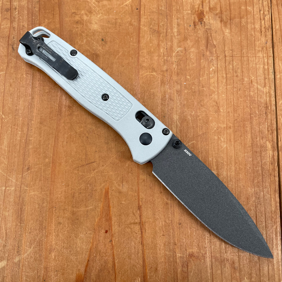 Benchmade 535BK-08 Bugout - Storm Gray