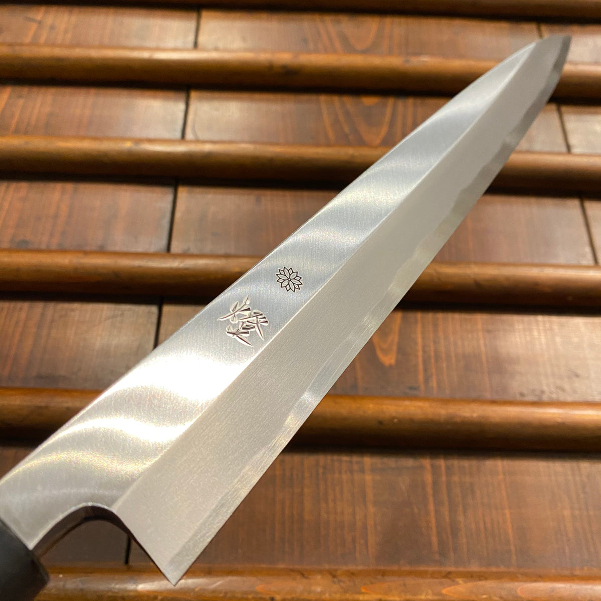 Sakai Kikumori Tomoshibi 300mm Yanagi Shirogami 2