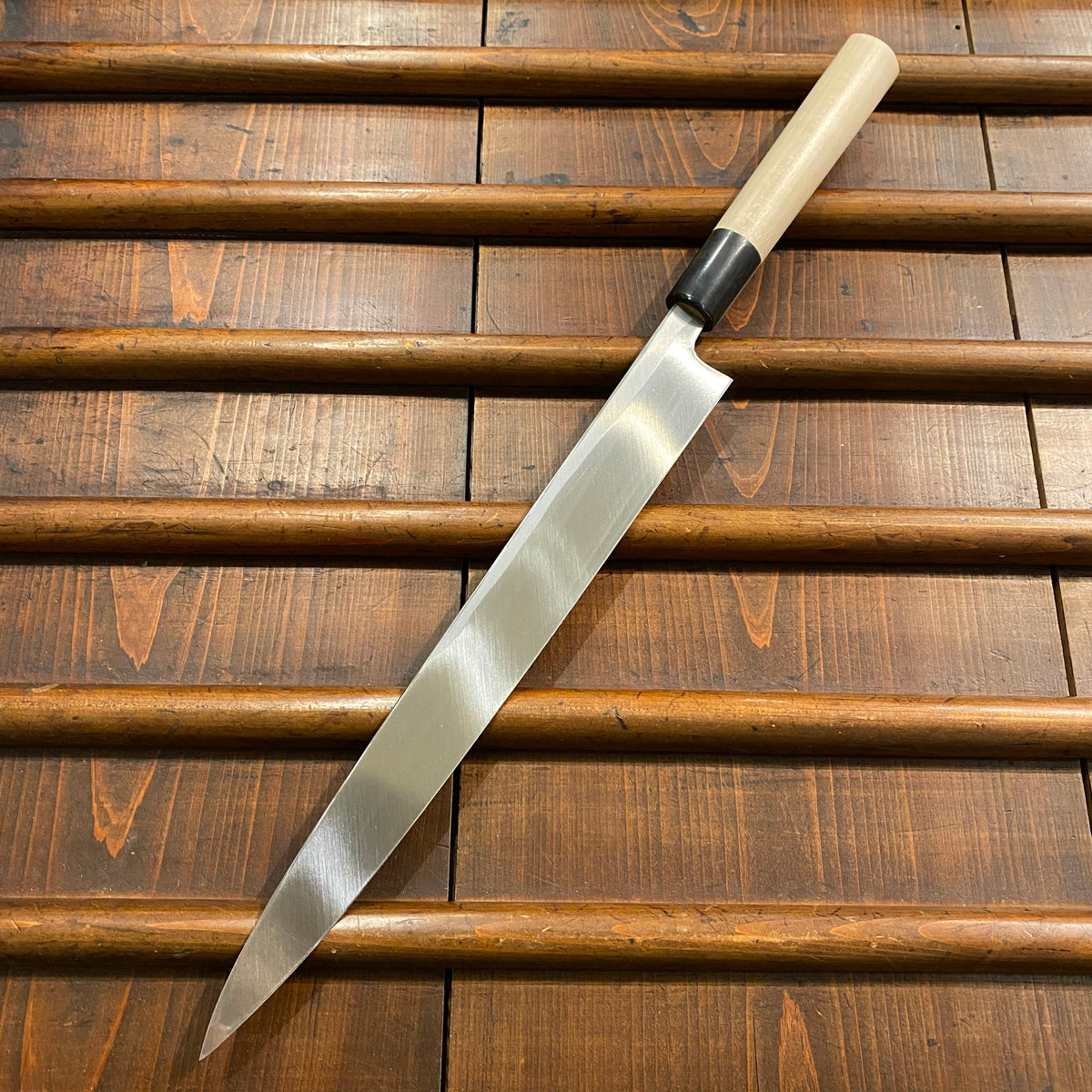 Sakai Kikumori Tomoshibi 300mm Yanagi Shirogami 2