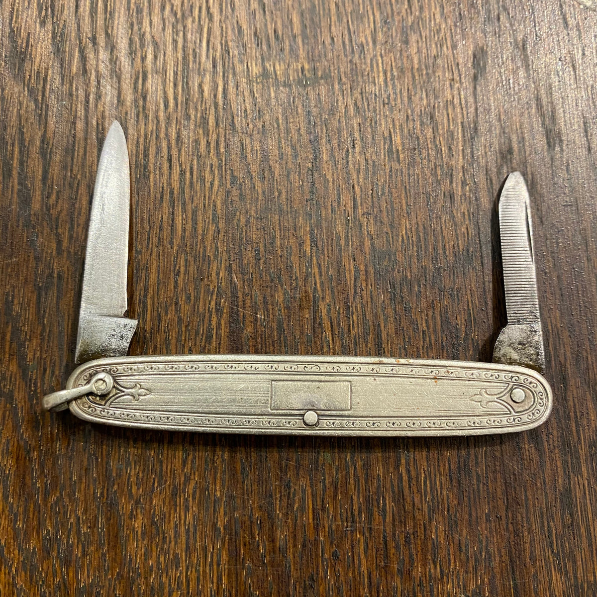 LF&C 3” Pen Carbon Blade Silverplate Scales 1912-1950