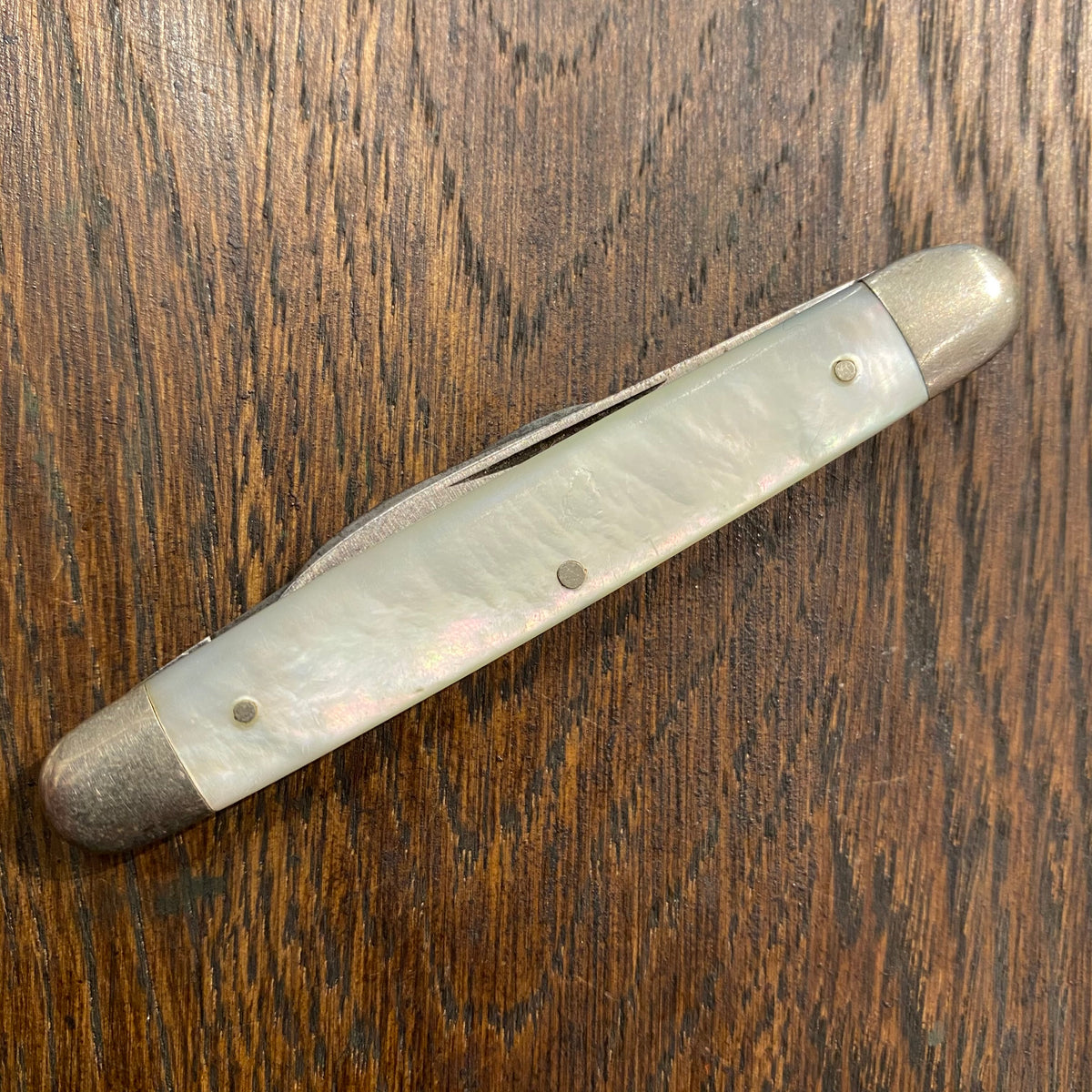 Ulster Knife Co. 2 7/8" Pen Knife Carbon Steel & Mother of Pearl 1876-1941