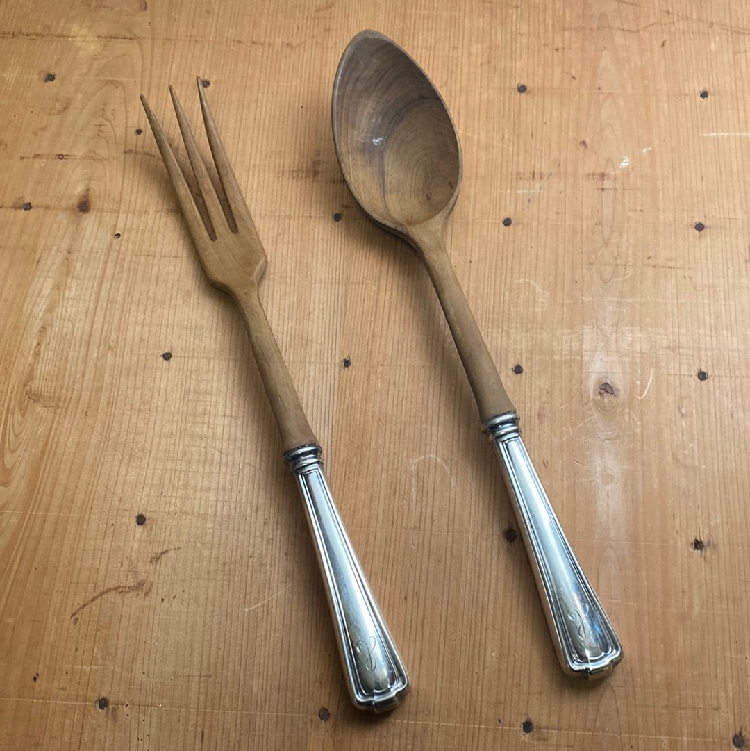 Rogers & Bros 1847 Salad Serving Set Silverplate & Wood (Olive?)