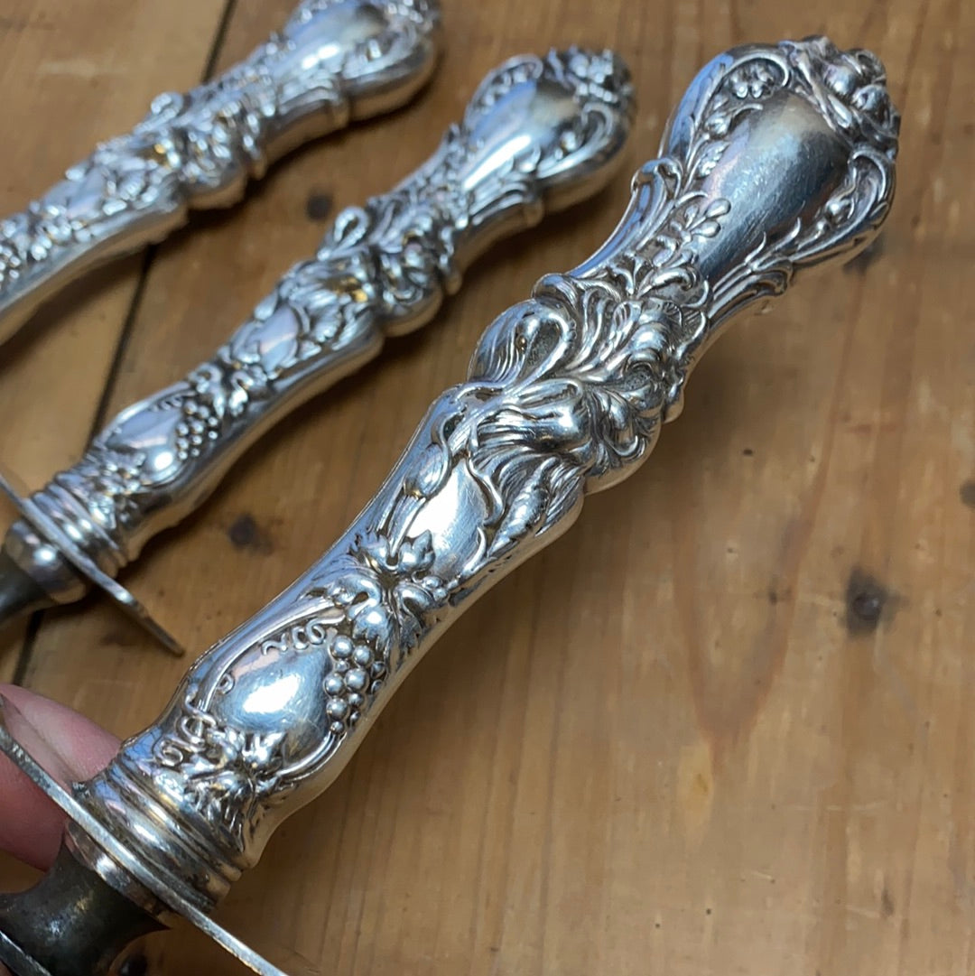 R Wallace & Sons 3 Pc Carving Set Silverplate Grapes & Floral Design 1871-1955