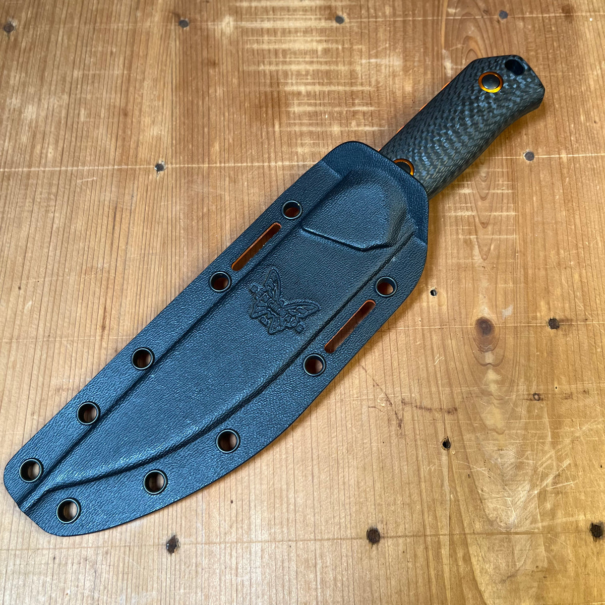 Benchmade 15600OR Raghorn 4" Drop Point CPM-Cruwear Fixed Blade Carbon Fiber Handle with Sheath