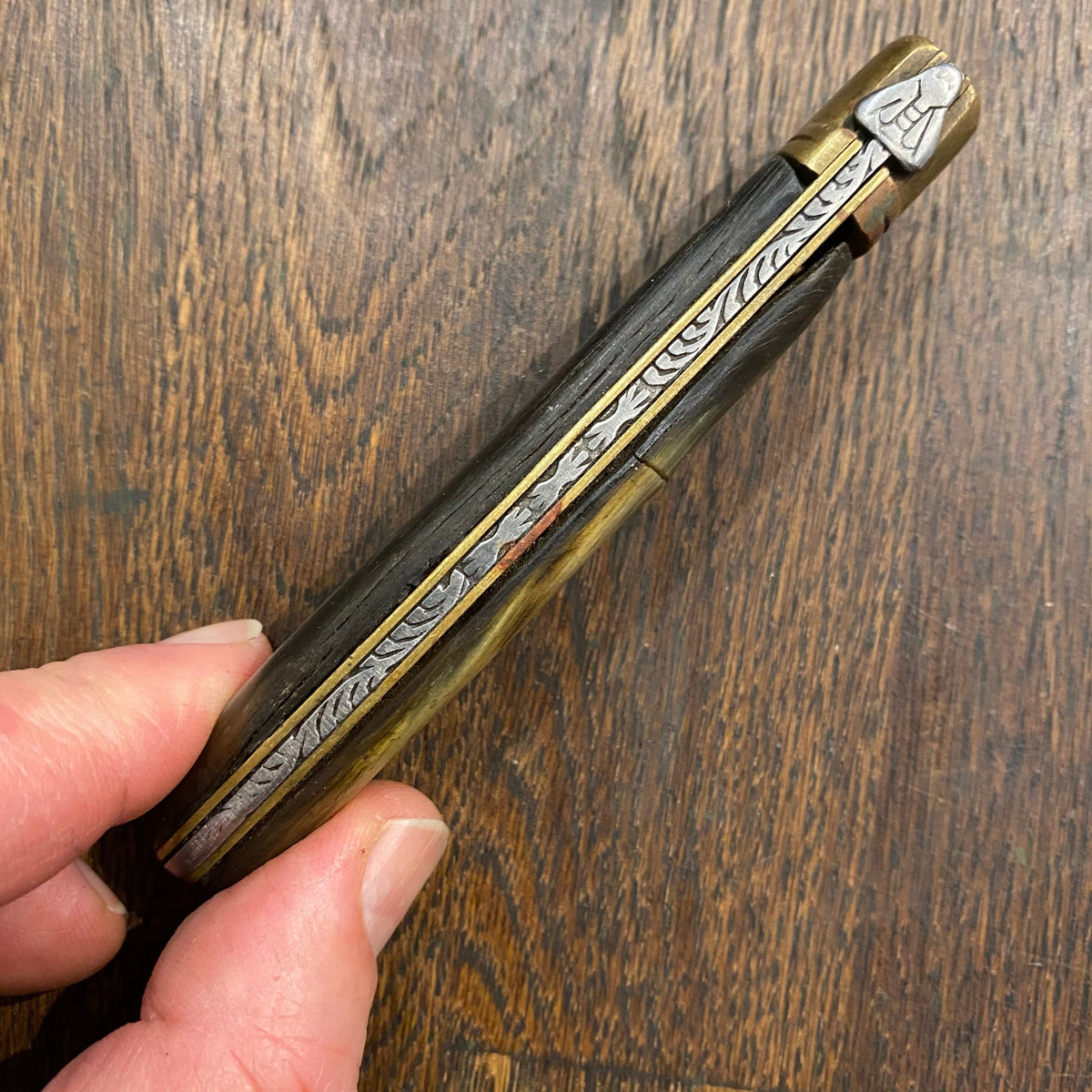 Veritabel Brossard 11cm Laguiole Stainless Blades Horn Scales