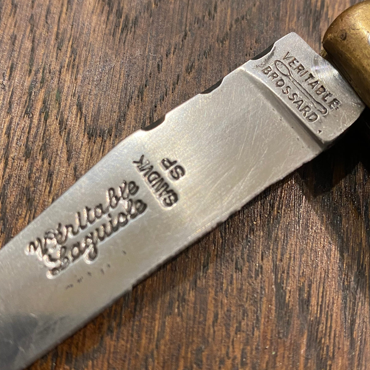 Veritabel Brossard 11cm Laguiole Stainless Blades Horn Scales