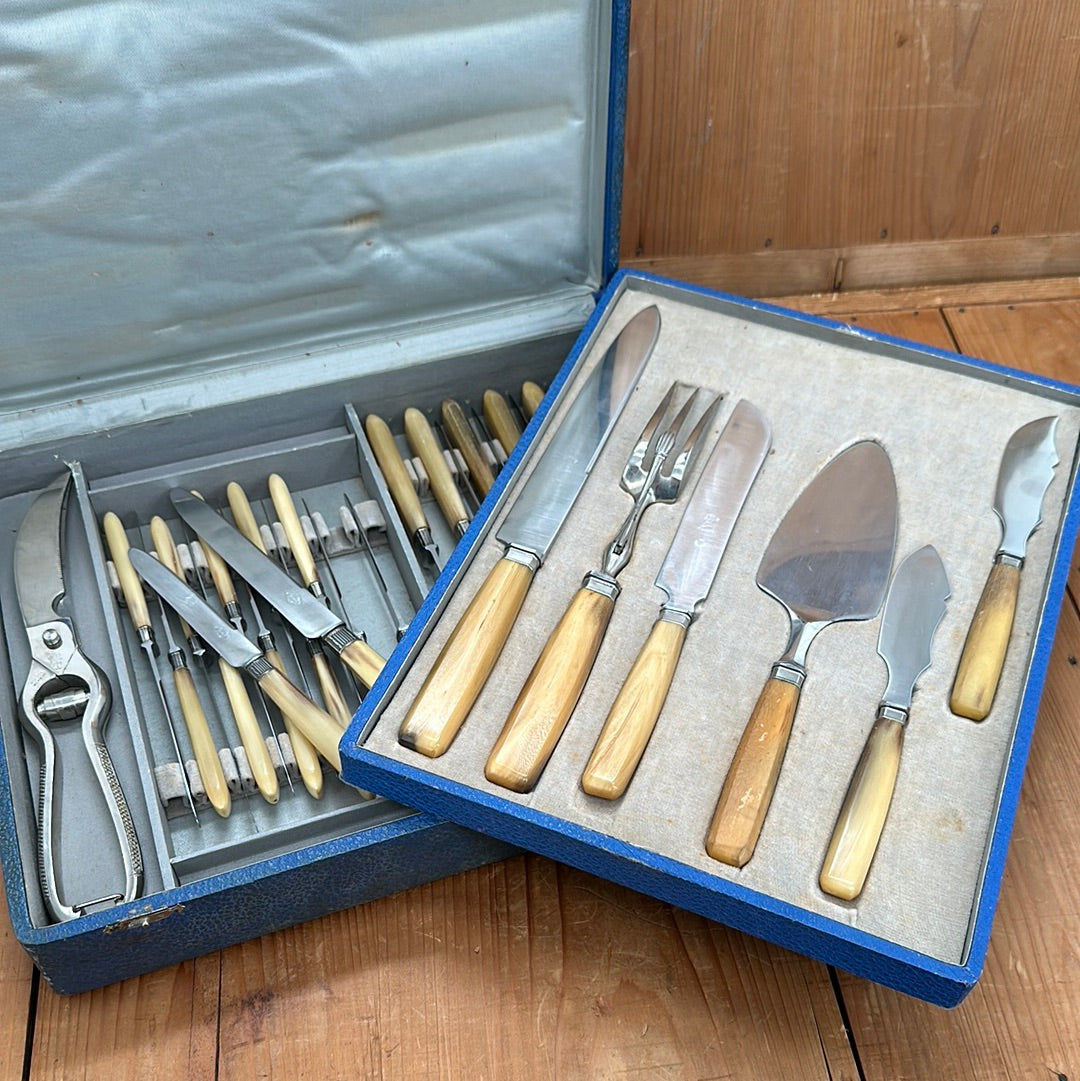 Douris Pate, Cheese, Pastry, Carving and 24pc Table Knife Set Stainless & Horn Thiers ~1930s 50s's