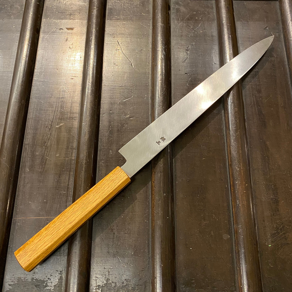 Kikumori 240mm Yanagi Rain Drop Suminagashi Octagonal Oak