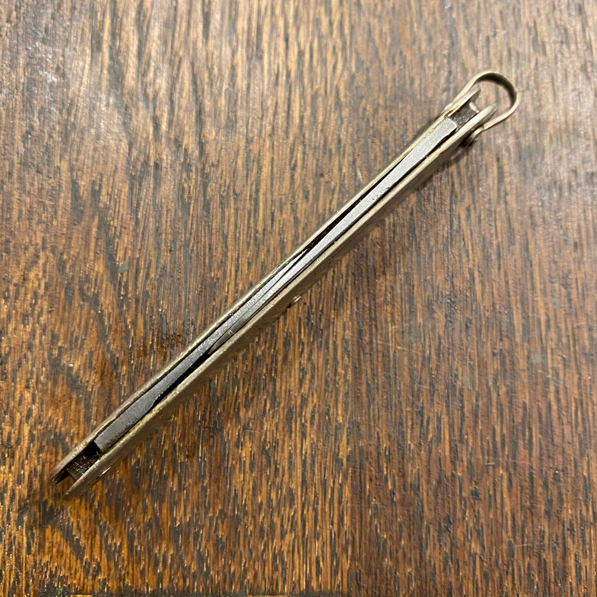 Landers Frary & Clark 3” Pen Carbon Blade Silverplate Scales 1912-1950